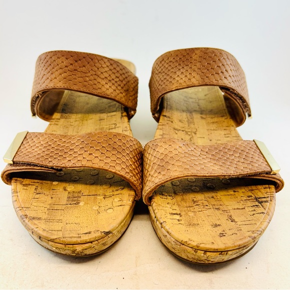 Vionic Brown Snake Pepper Adjustable Double Strap Wedge Sandals, size 9 - Picture 2 of 10